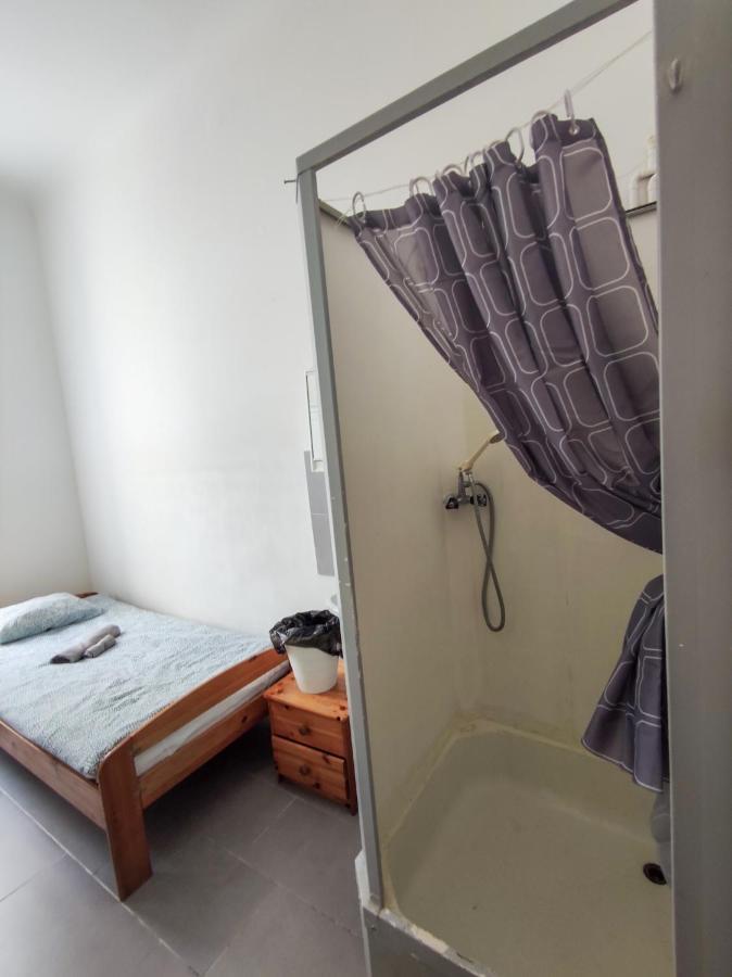 וינה Room With Privat Shower In 3 Rooms Apartment מראה חיצוני תמונה