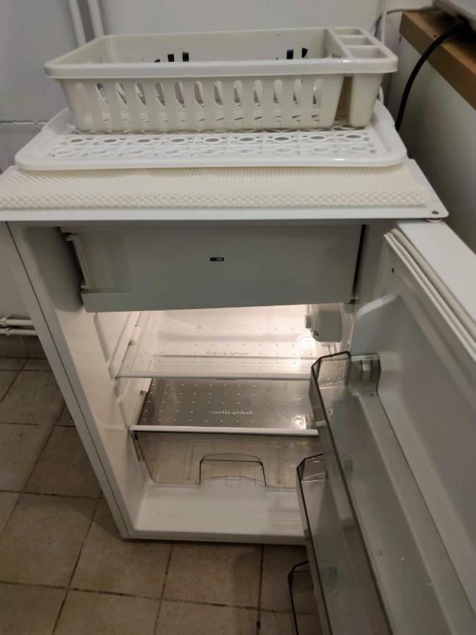 וינה Room With Privat Shower In 3 Rooms Apartment מראה חיצוני תמונה